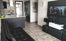 Apartasuites Av