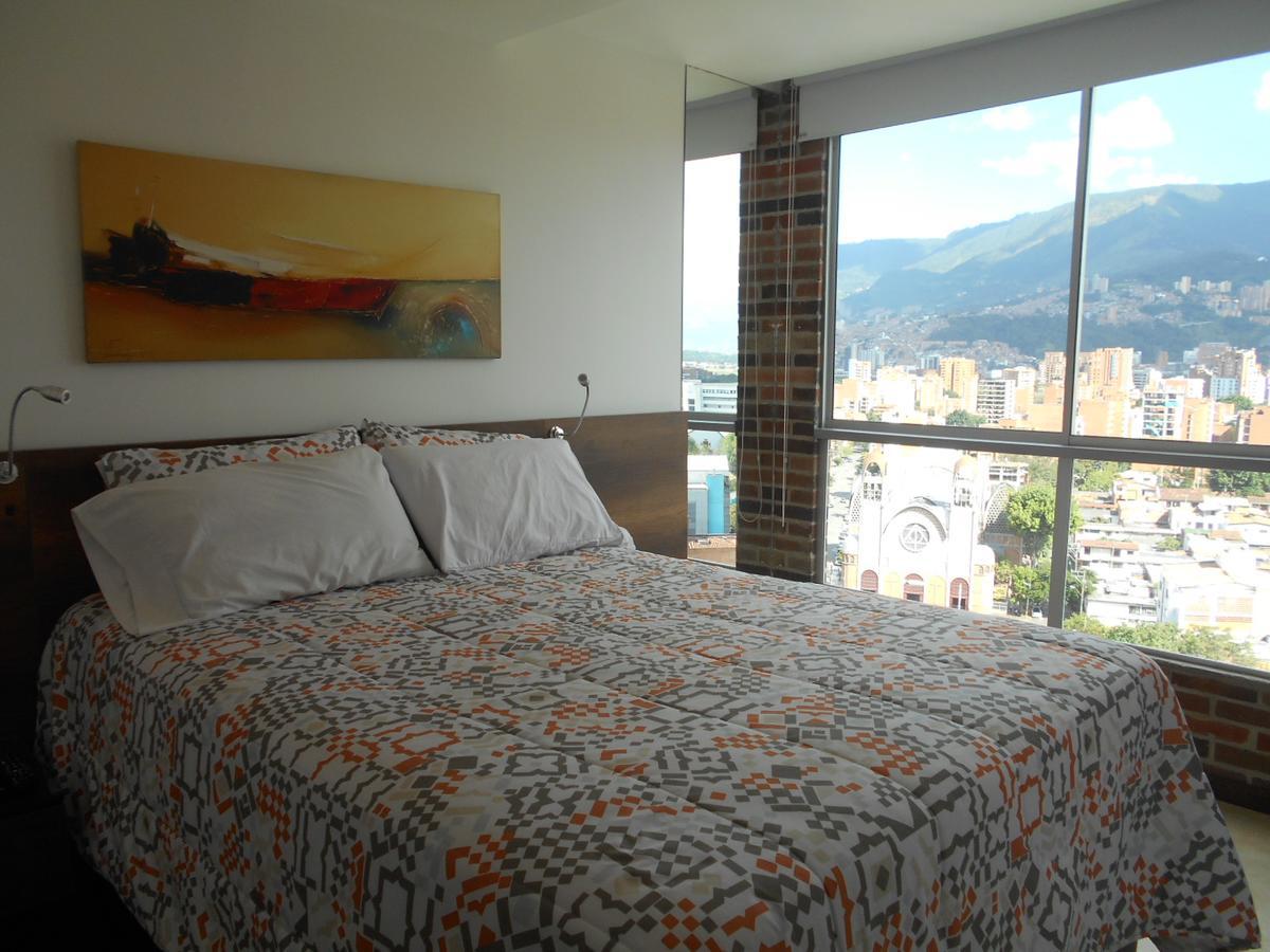 Apartasuites Av Medellín Exterior foto