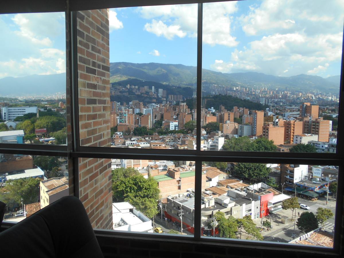 Apartasuites Av Medellín Exterior foto